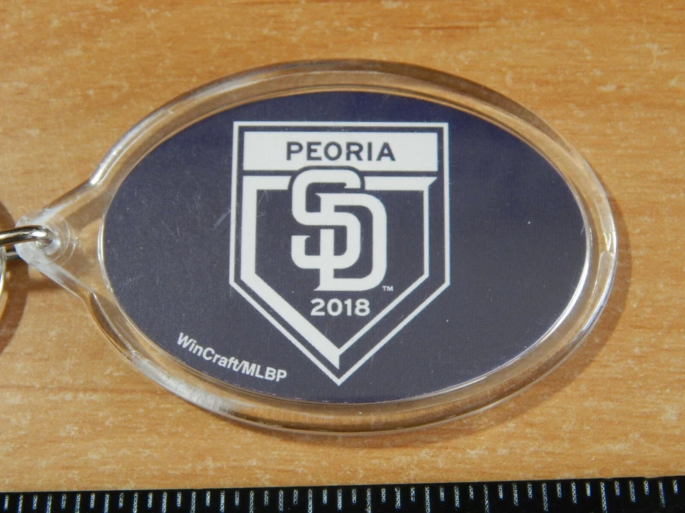 SAN DIEGO PADRES MLB 2018 OFFICIAL SPRING TRAINING CACTUS LEAGUE KEYCHAIN NWT  - Image 3 of 4