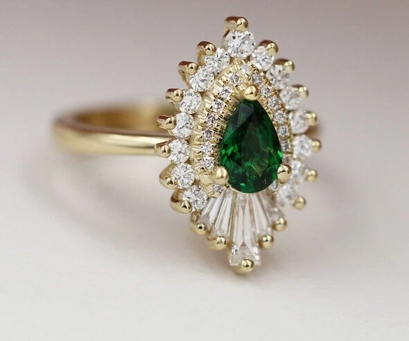 Emerald starburst sale ring
