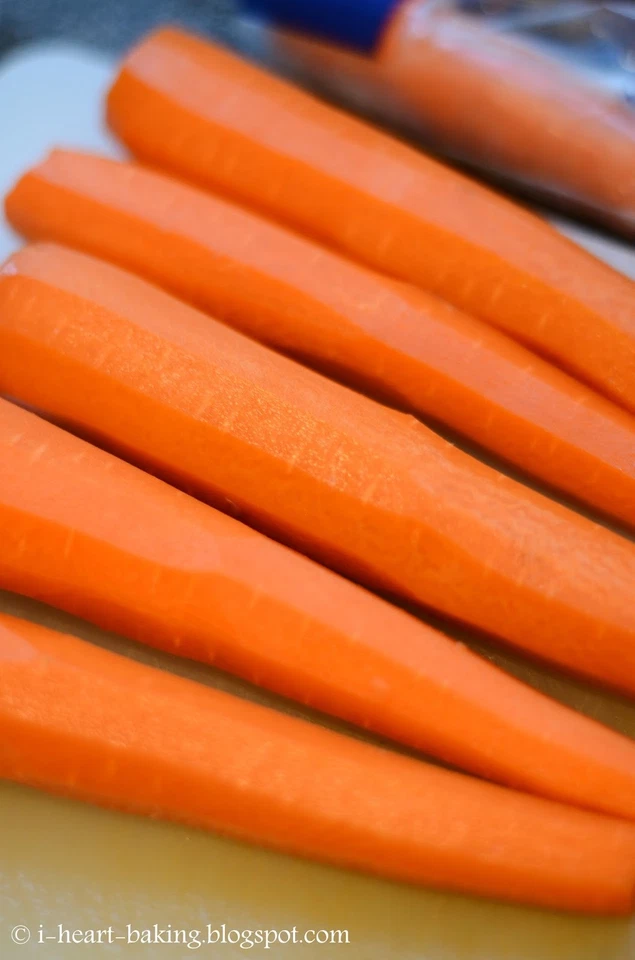 Carrot Cakes...9 Inch Carrot Cakes - Image 4 of 4