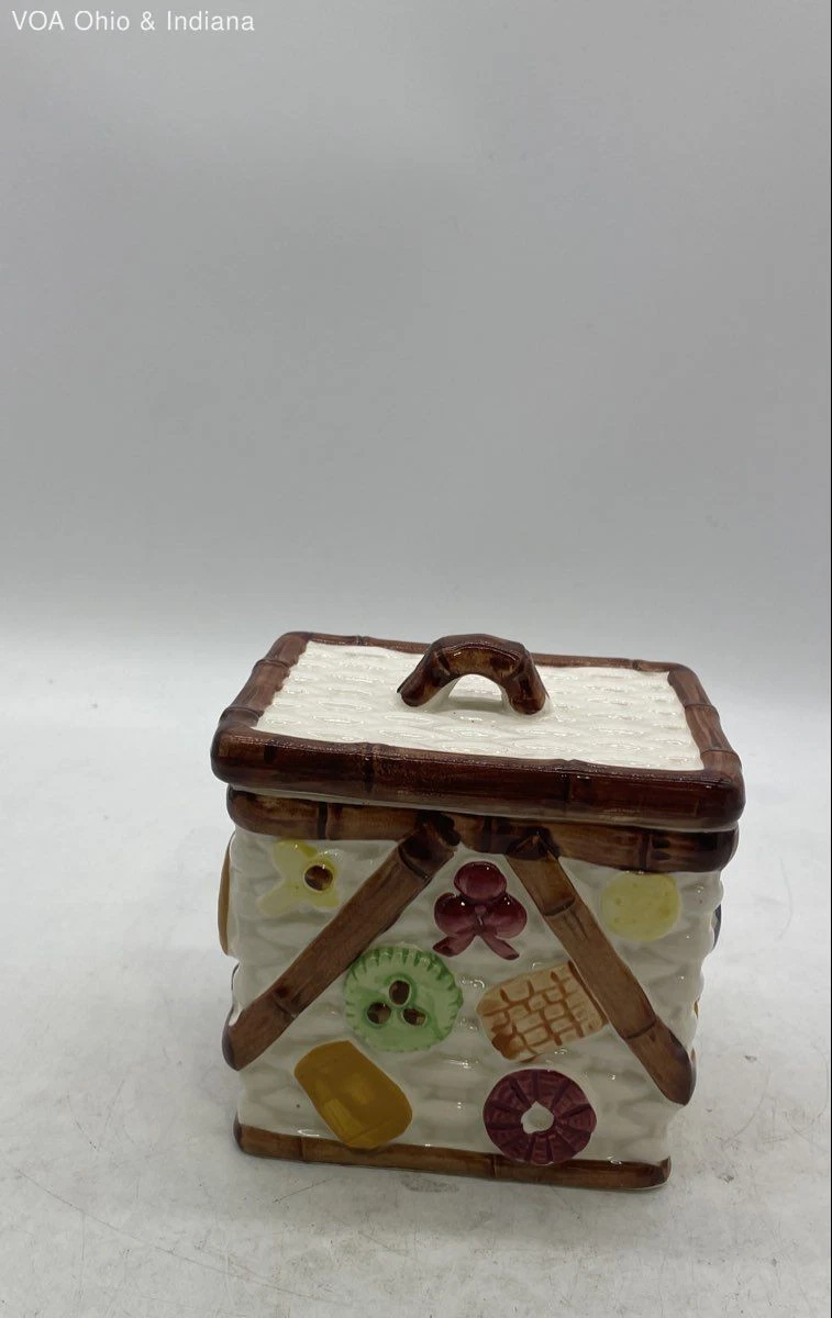 Japan Biscuit Jar In Vintage Collectible Cookie Jars Pre-1970 for