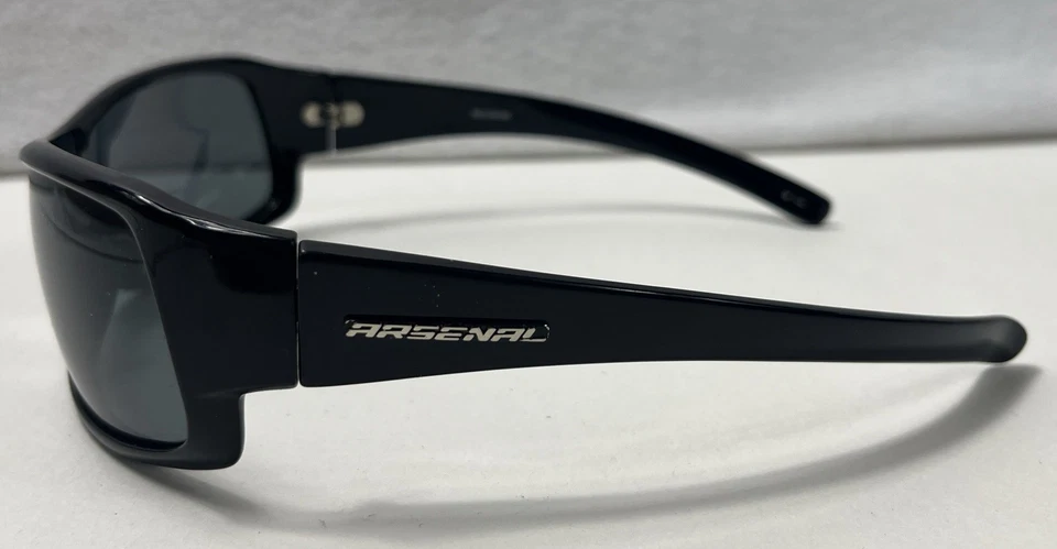 Gafas de sol Legend By Arsenal Optix negras envolventes 64 15 125 0023250280 Foto 2 de 4
