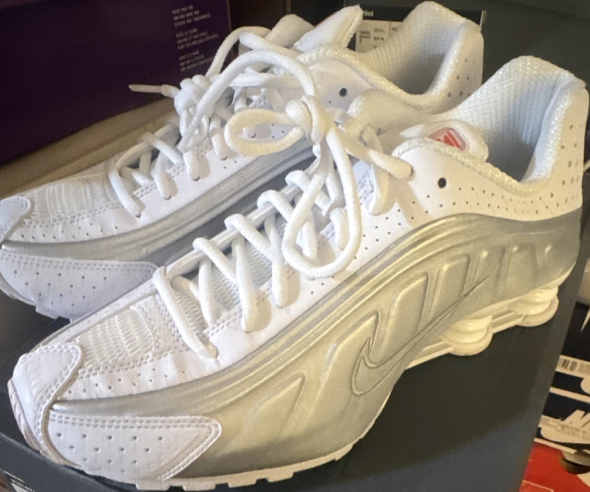 Nike Shox R4 White Metallic W - огромный выбор по лучшим ценам | eBay