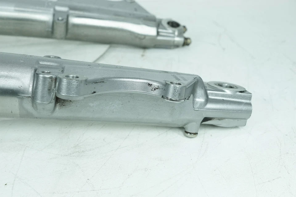 96 Harley Touring Electra Glide OEM Front Triple Tree w/ LH RH Fork Legs Sliders - Image 4 of 4