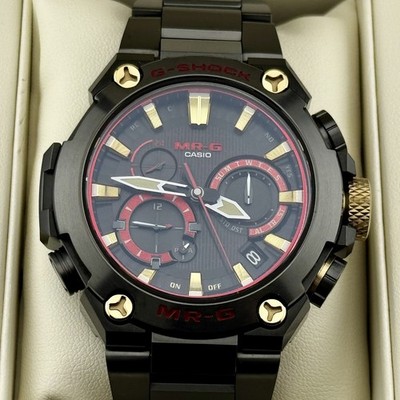 Neuwertige CASIO G-SHOCK MR-G MRG-B2000B-1A4JR Aka-Zona Red Samurai...