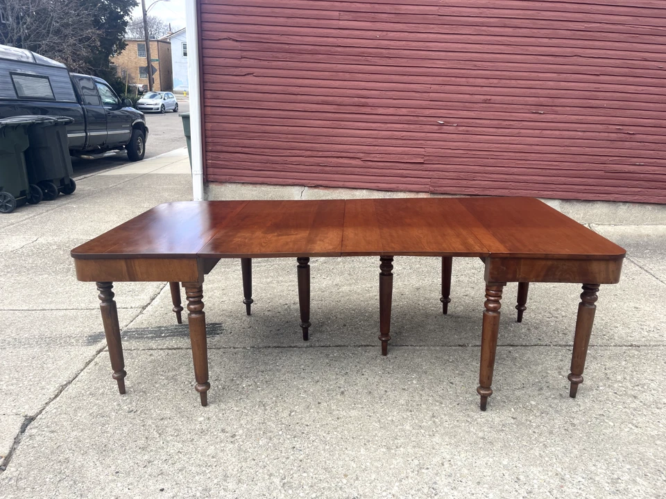 ANTIQUE SHERATON 2 PT BANQUET TABLE - Image 4 of 4