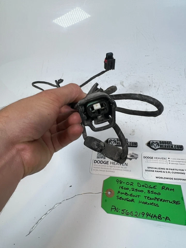 OEM 1994-2002 Dodge Ram 1500-3500 Ambient Temperature Sensor Harness 56021994AB - Image 4 of 4