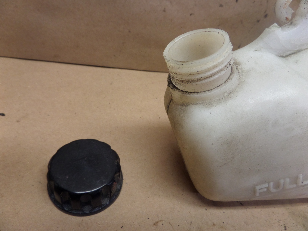 1993 KAWASAKI NINJA ZX750 COOLANT OVERFLOW BOTTLE TANK W CAP | eBay