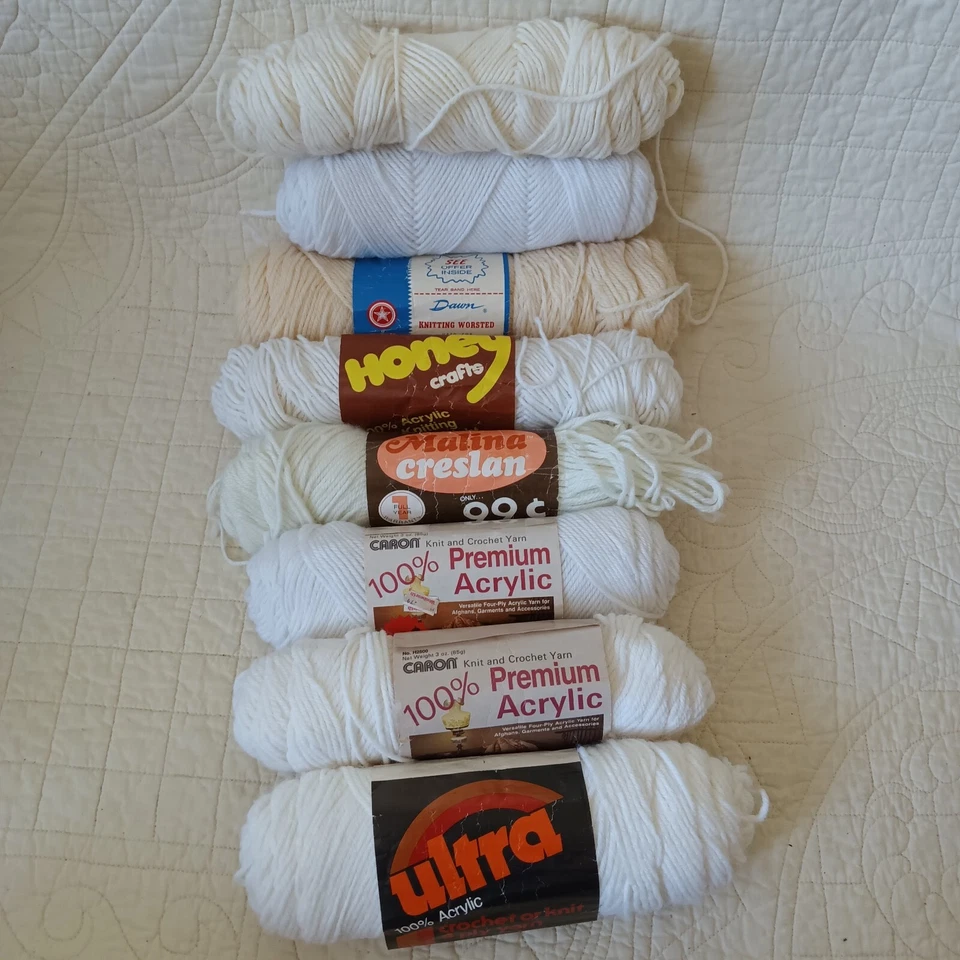 Mixed Lot of 8 Assorted White Vtg Acrylic Worsted Weight #4 Yarn 3oz-4oz Skeins - Image 2 of 4