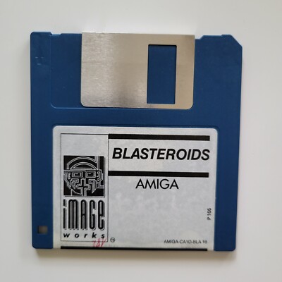   1 Floppy Disk BLASTEROIDS   Commodore Amiga 500 1200 2000  