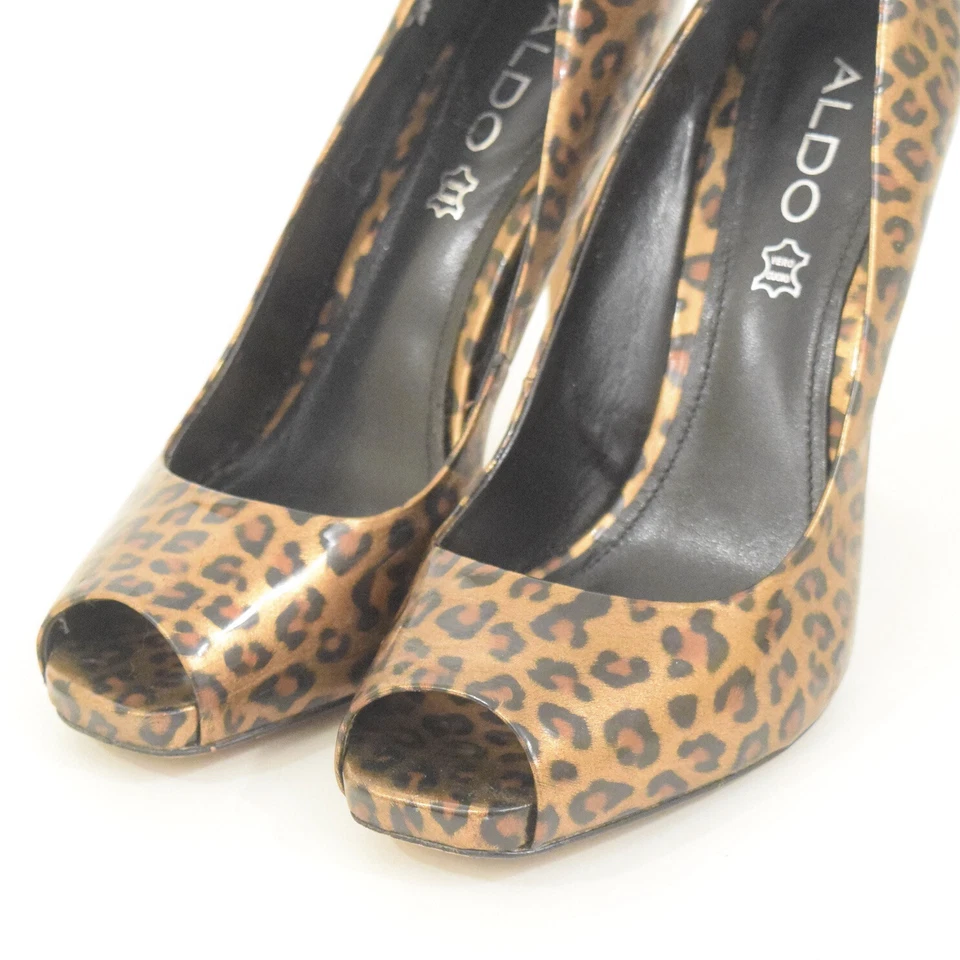 Zapatos de tacón de aguja Aldo 9 bronce brillante estampado de leopardo charol punta abierta Foto 2 de 4