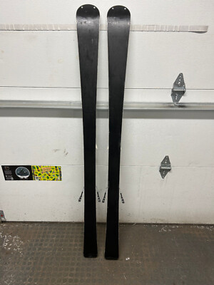 BLIZZARD　viva pro　スキー板153㎝ BLIZZARDviva proスキー板153㎝ (北海道青少年会館) 札幌のスキーの