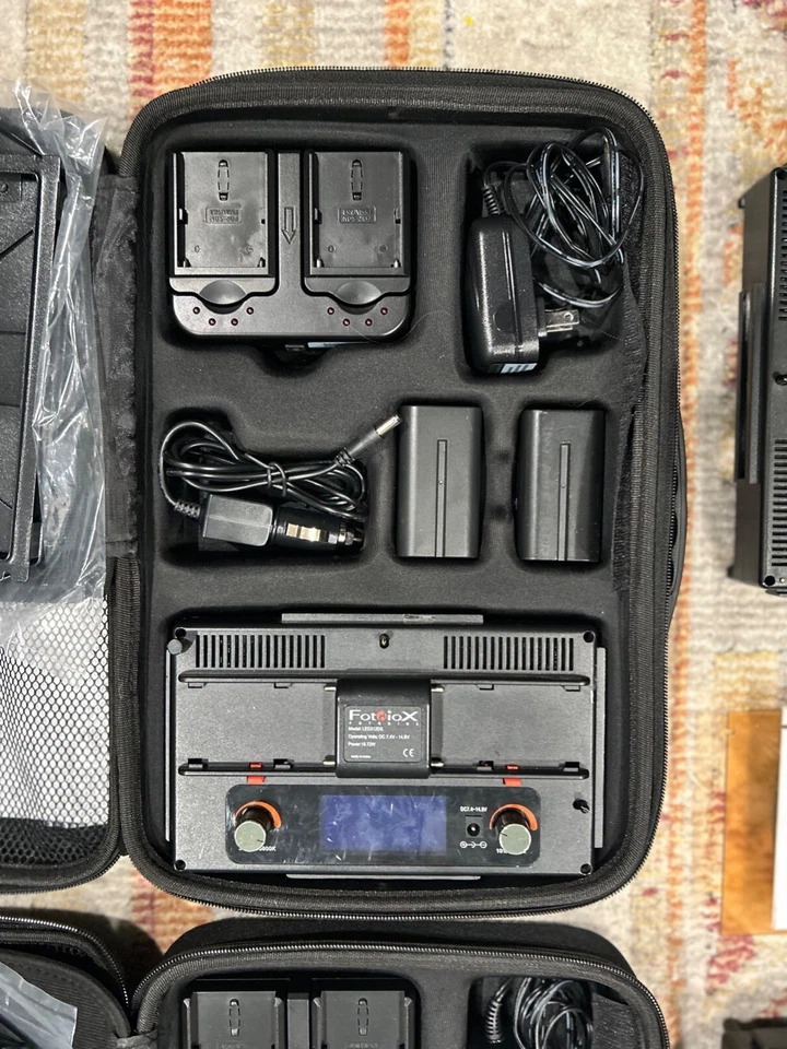 5 Fotodiox LED Dimmable Panel Lights + 14 NP-F Batteries - Image 2 of 4