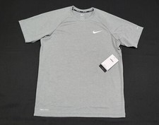 NIKE Mens Essential Hydroguard Swim T-Shirt UPF 40 NESSA589-090 Gray