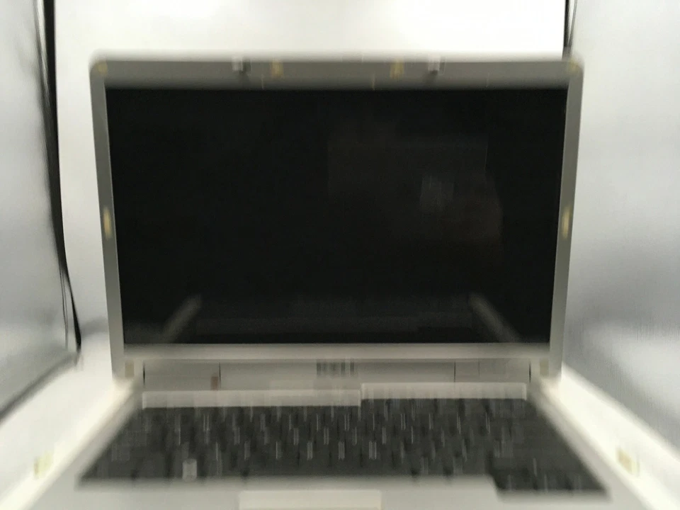 DELL INSPIRON 1505 - FOR PARTS/NO POWER - LOT OF 2 - AMD ATHLON X2 - 1GB RAM -BB - Image 2 of 4