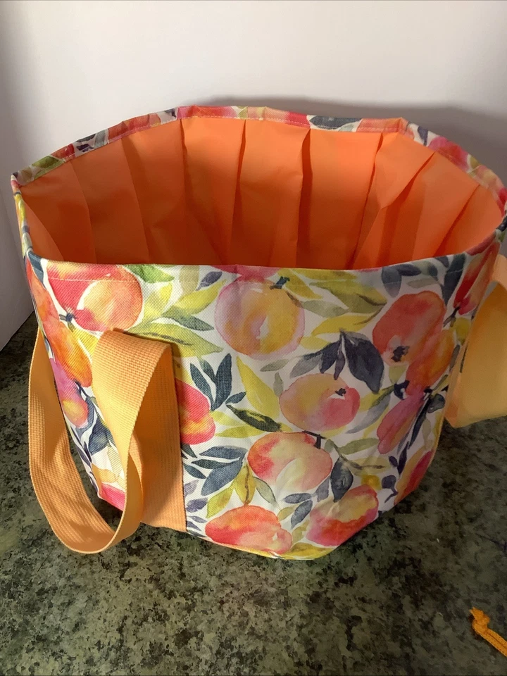 SEED & SPROUT FOLDABLE GARDENING BUCKETS/ Farmer Mk 12.5" X 9.5" Waterproof NEW - Image 2 of 4