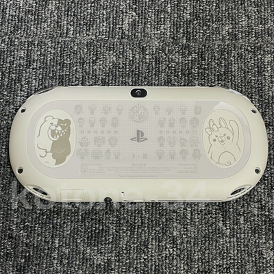 【中古】PlayStation?Vita × ダンガンロンパ1・2 Limited Edition ホワイト PS Vita PCH-2000 Danganronpa 1 2 Console White Limited Edition
