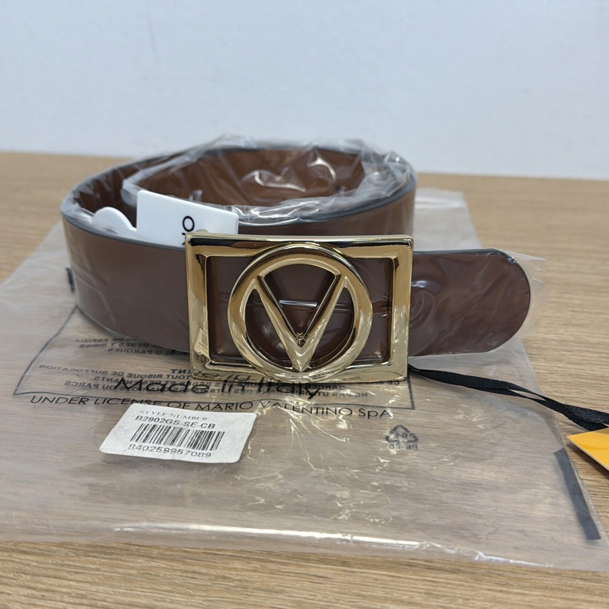 Valentino Round Gold V-Buckle Brown Leather Giusy Belt New Valentino By Mario Valentino Giusy Goldtone Metal V-Logo  main image 3