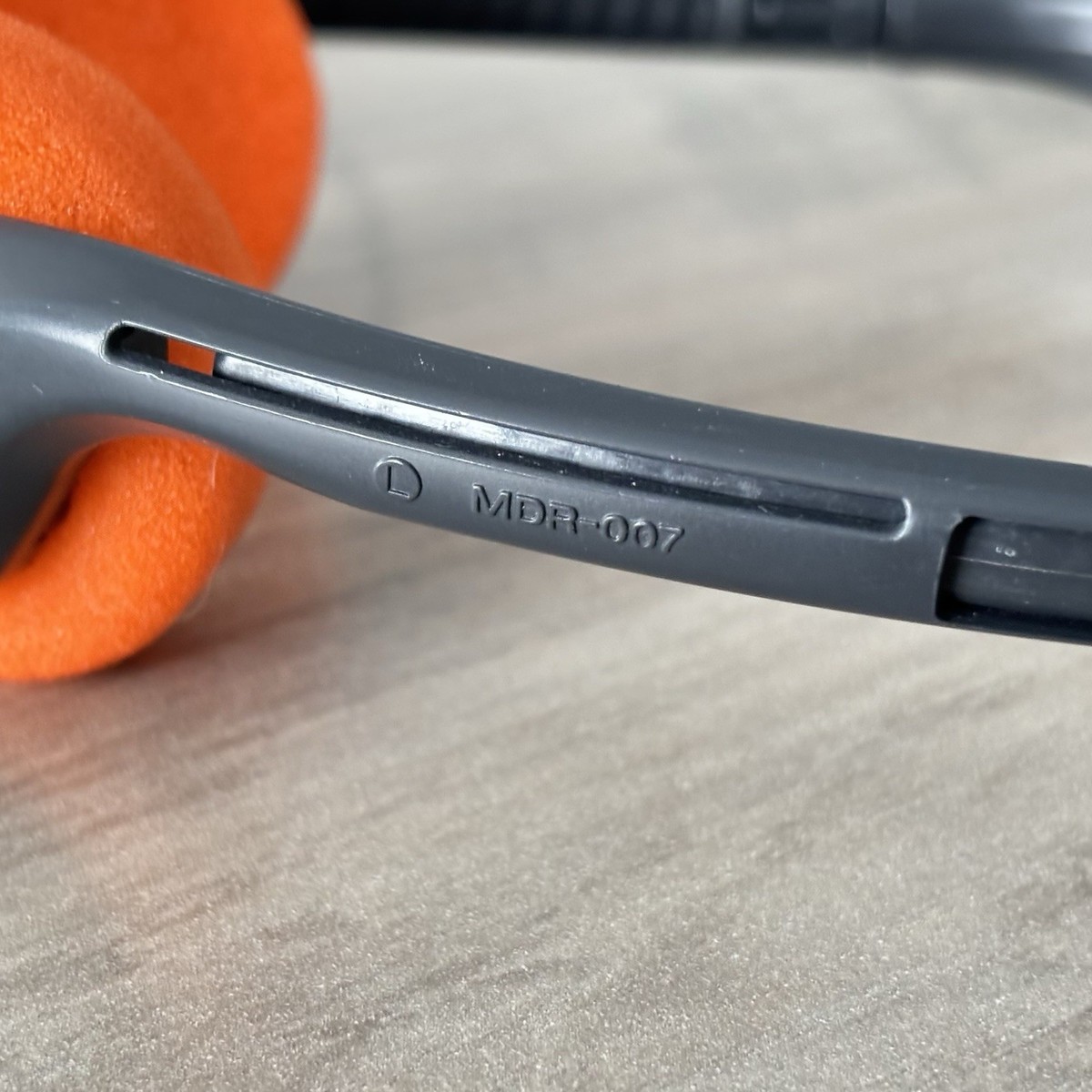 🔸 Sony MDR-007 Walkman Headphones Orange New Pads - Guardians of
