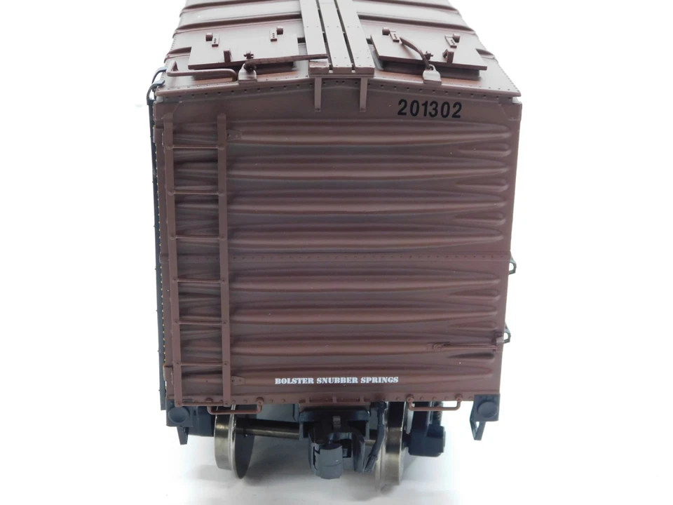 AMS G Scale AM32-501  40' Steel Side Reefer Lettered for Vermont Garden Railway - Image 4 of 4