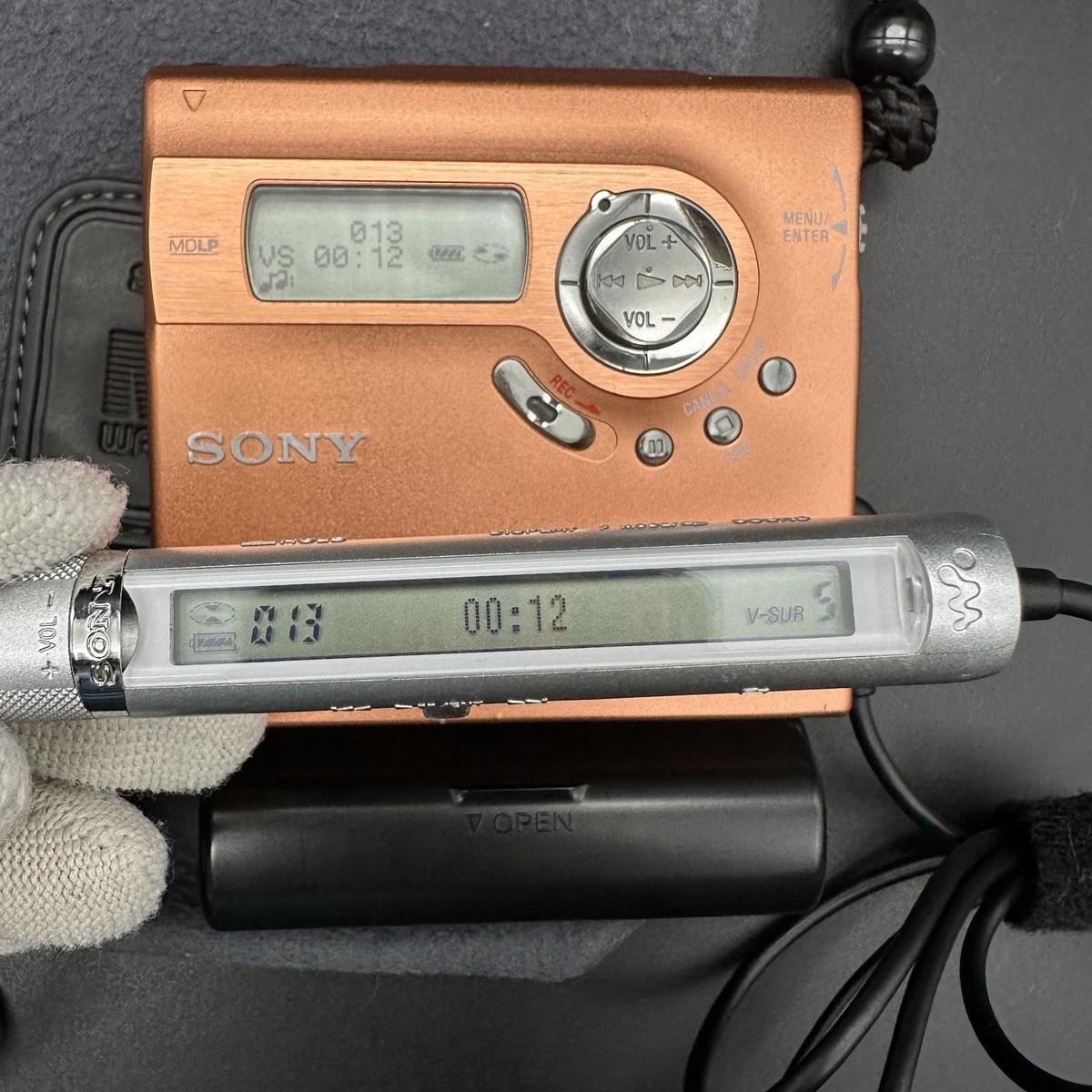SONY MZ-N920 NET MD WALKMAN Orange Tested Working | eBay