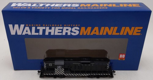 Locomotora diésel Walthers 910-10480 HO Santa Fe EMD GP9 PhII estándar DC #748 | Condition: Used