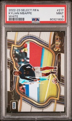 2022-23 Panini Select FIFA - Kylian Mbappe - Field Level #/20 France PSA 9