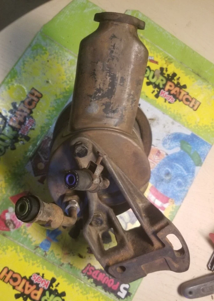 Cadillac Deville 1963-64 bomba de dirección asistida y soporte 390 429 Foto 3 de 4