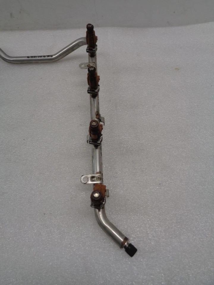 2000-2006 Mercedes S500 W220 Fuel Rail w/ Injectors A1130700595 OEM DK801442 - Image 3 of 4