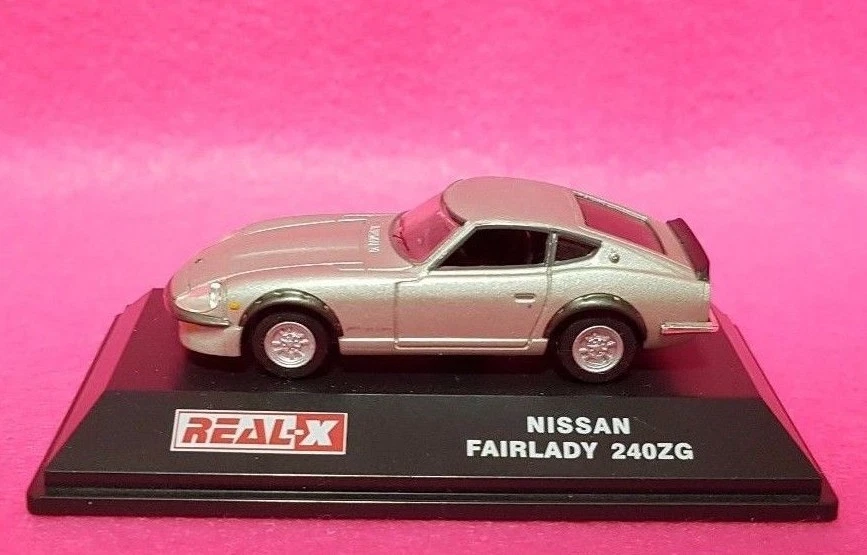 Modelo de coche fundido a presión 1/72 Real-X NISSAN FAIRLADY Z 240ZG PLATEADO Foto 2 de 3