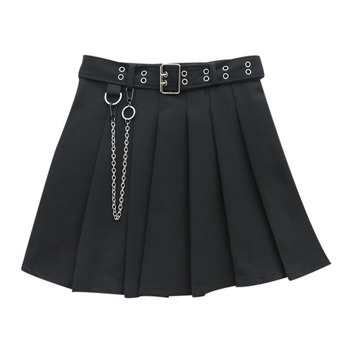 black pleated skirt with chain