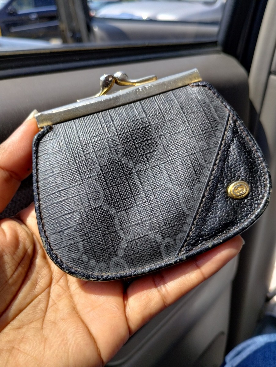 GUCCI ❤︎ Vintage ❤︎ coin case Rare Vintage Gucci Oversized Coin Purse Card Holder Small
