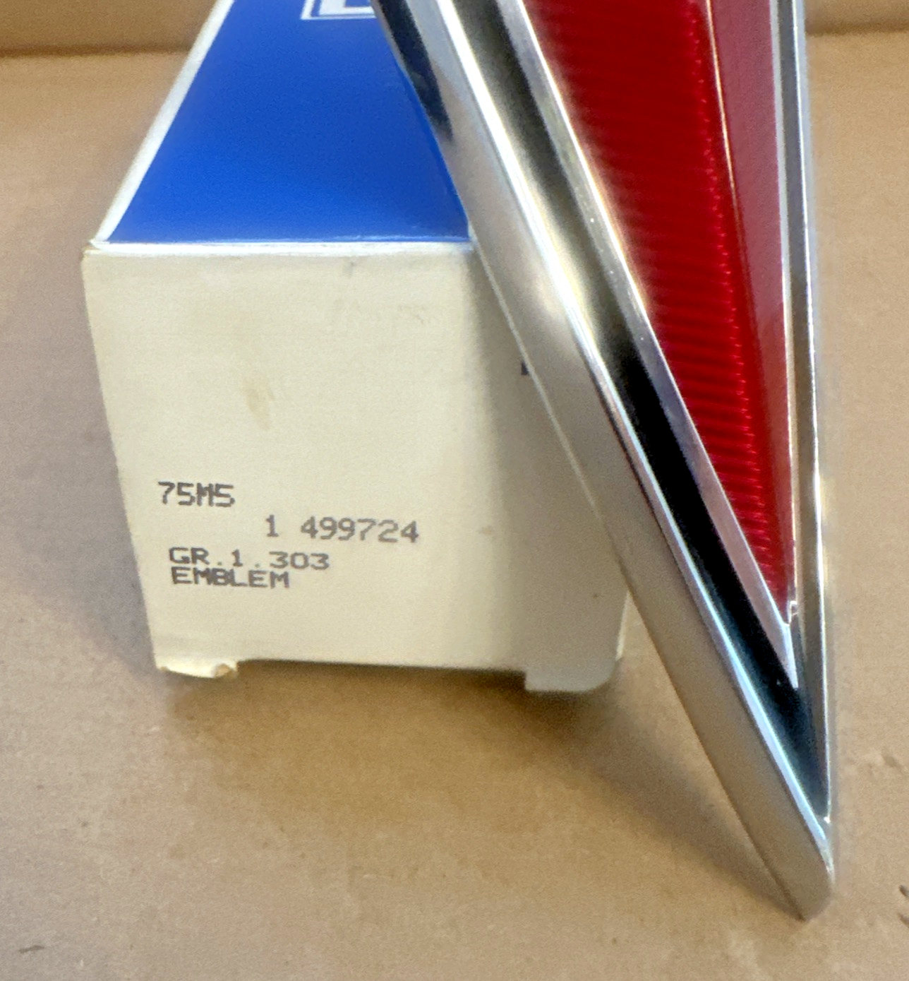 Picture 4 of 24