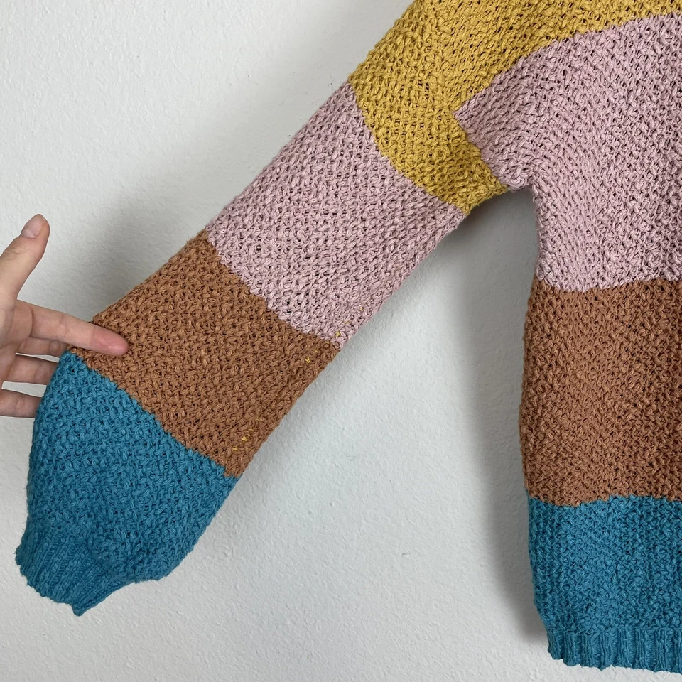 Blank Paige Colorblock Muted Stripe Oversized Sweater, Large Puffy Sleeves Foto 4 de 4