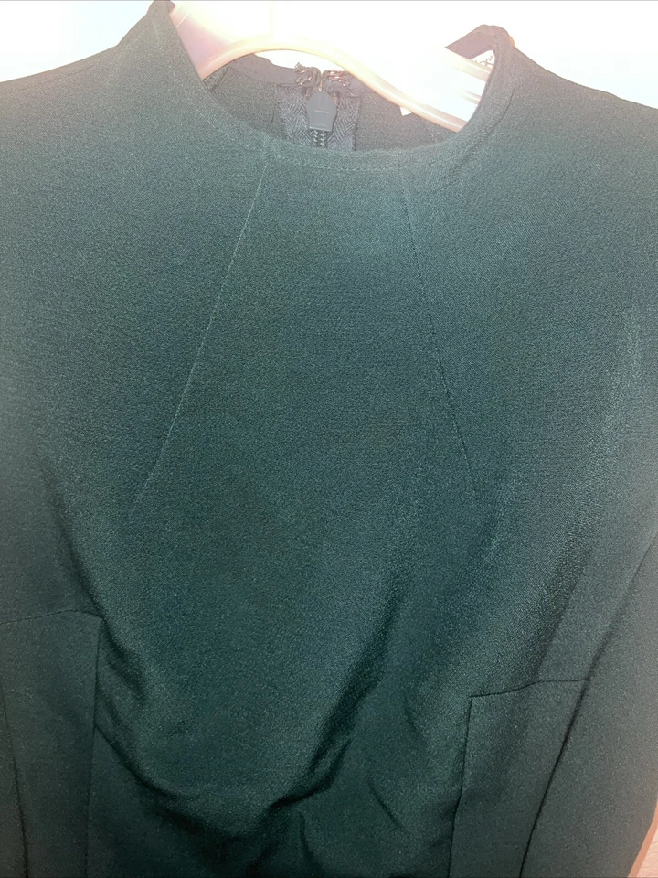 Eva Mendes NY&C Women suit Size 4 Top & Skirt High Neck Strait Skir Light weight - Image 4 of 4