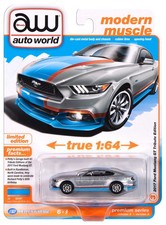 Auto World 64452 Modern Muscle 1:64 2016 Ford Mustang GT King Series A Silver
