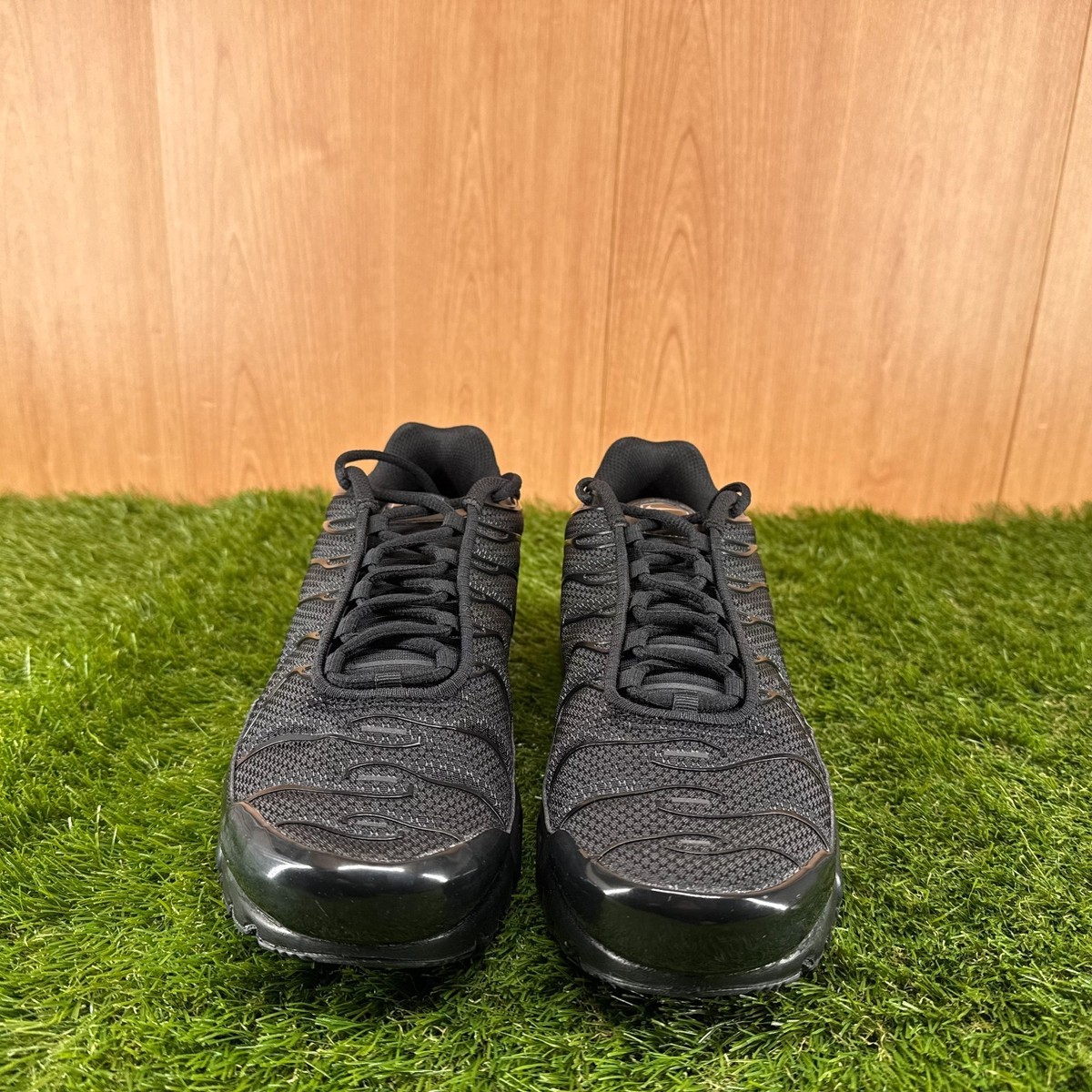 Nike Air Max Plus Triple Black Sneakers 604133-050 Men