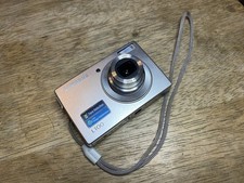 Samsung Digital Camera L100 8.2MP Silver TESTED Working NO CHARGER