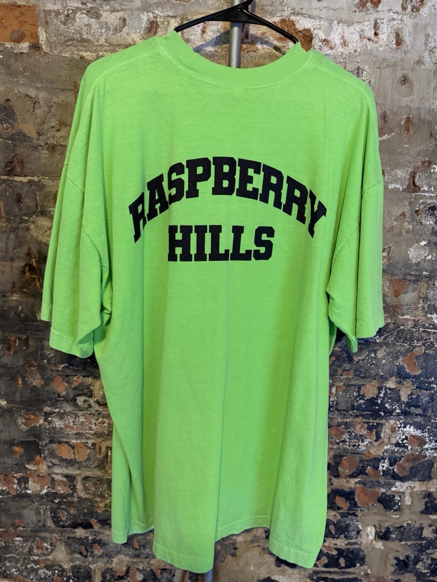 GV Gallery - Raspberry Hills tee. Oversized Fit. Neon Green. Size