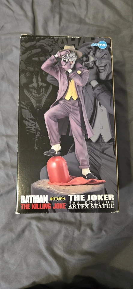 BATMAN: LA BROMA ASESINA 2ª EDICIÓN ESTATUA KOTOBUKIYA JOKER CON CAJA DC CAPUCHA ROJA Foto 2 de 4