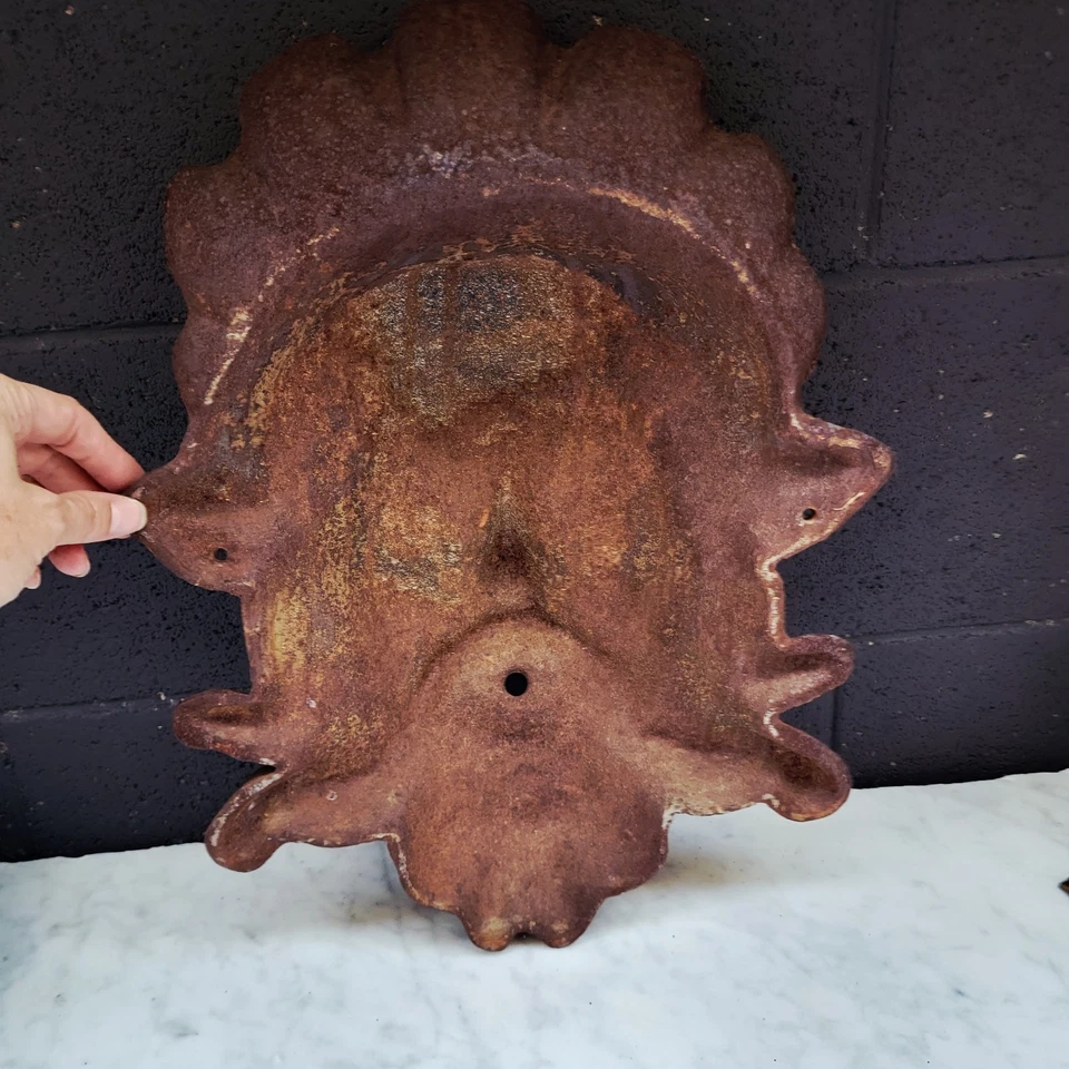 Vintage Cast Iron Poseidon Neptune Head Wall Water Fountain Spitter 16.5" x 13" - Image 4 of 4