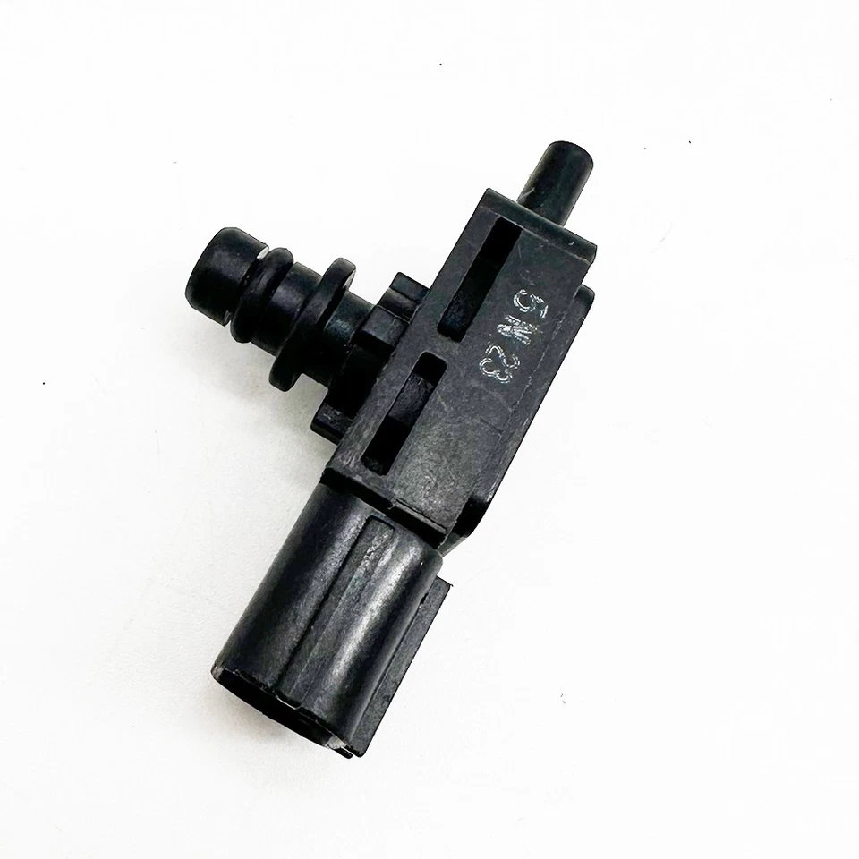 Boost Pressure Sensor LF3T-18-211A For MAZDA 2 11-14 3 10-13 5 12-14 CX-7 10-12 Foto 4 de 4