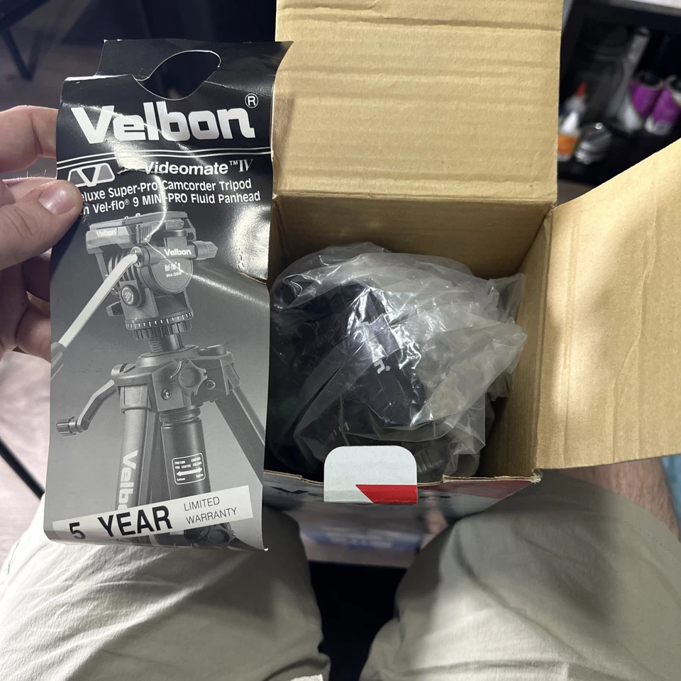 Velbon Videomate IV Tripod with Velbon Vel-flo 9 PH-368 Head 22” to 46” EUC - Image 3 of 4