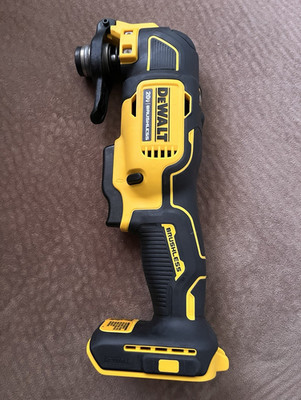 DEWALT ATOMIC DCS354 20V Brushless Oscillating Multi-Tool Variable Speed