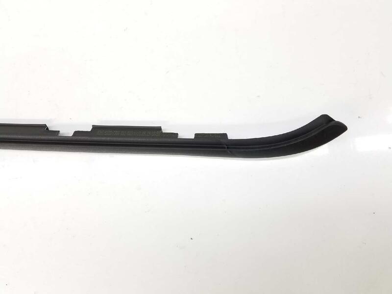 MINI Roof Moulding Black for Ornamental Grille II 51337300002 for  