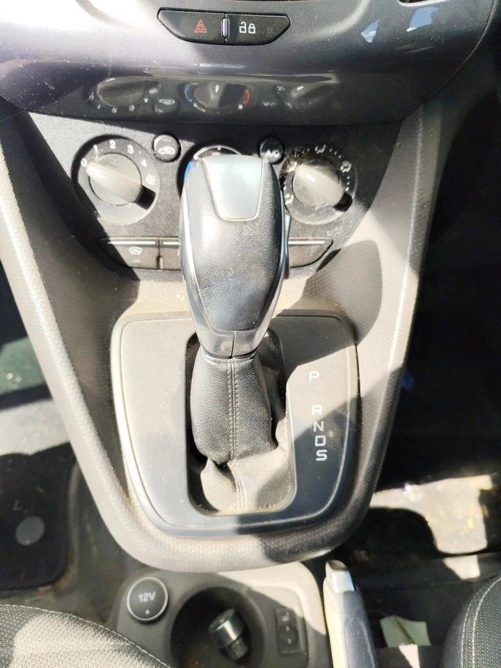 Palanca de cambios automática Ford Transit Connect 2015-2024 Foto 3 de 3