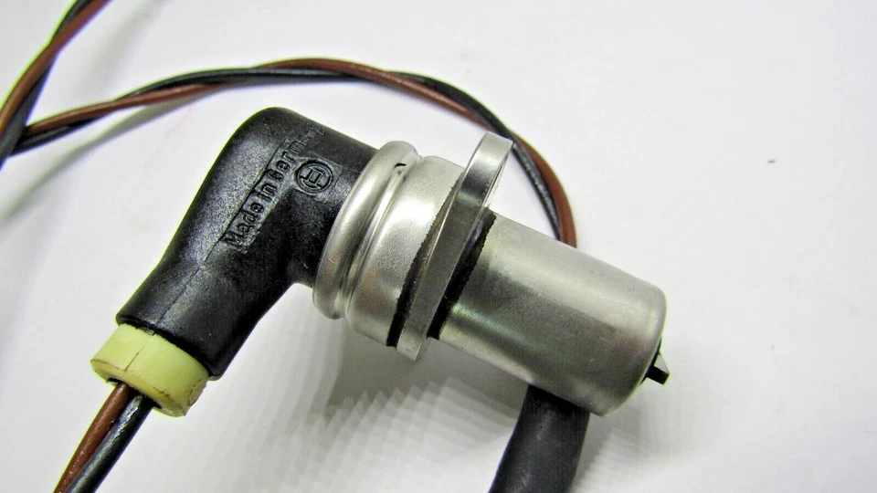 NUEVO NOS GM 14084078 SENSOR DE VELOCIDAD ABS 1986 87 CHEVROLET CORVETTE Foto 4 de 4