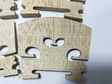 10 PCs Quality Violin Bridge 4/4 European Flamed Maple Fiddle Parts