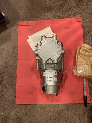 ROC-R GAST Vaccum Pump Model: ROA-P201-JK Volts:24DC AMPS:6.2  100PSI/6.9BAR