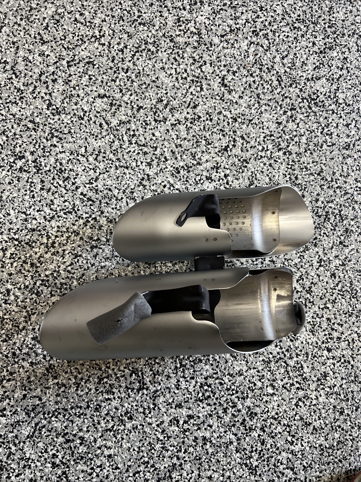 Lamborghini Huracan, LH, Left Tail Pipe Tip, Used, P/N 4T0253697D