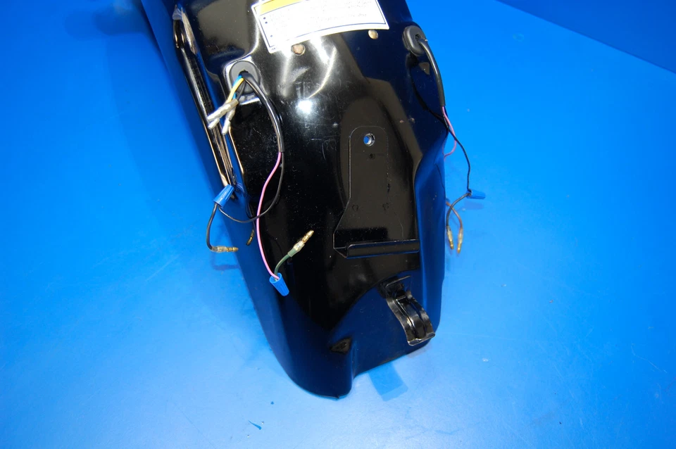 96-01 XV250 1996 VIRAGO OEM GUARDABARROS TRASERO CUBIERTA GUARDABARROS LUZ TRASERA 2UJ-21610-00-6G Foto 4 de 4